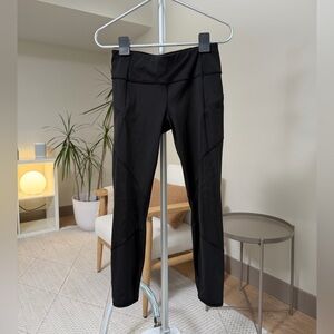 Women's | Athleta Black High-Waisted Leggings | Medium